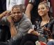 Jay-Z et Beyoncé Knowles assistent à la rencontre Brooklyn Nets-Los Angeles Clippers. Brooklyn, le 23 novembre 2012.