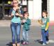 Britney Spears fait du shopping avec ses enfants Sean Preston et Jayden James dans une animalerie à Los Angeles le 18 Novembre 2012.