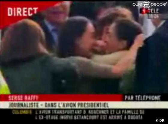 Les retrouvailles émouvantes d'Ingrid Betancourt et de ses enfants !