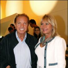 Frank Alamo et sa femme Claudy Alamo à Paris le 30 septembre 2004.