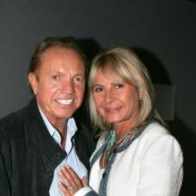 Frank Alamo et sa femme Claudy à Paris, le 29 septembre 2004.