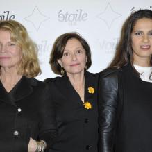 Nicole Garcia, Brigitte Roüan, Elisa Tovati lors de l'avant-première du film Tu honoreras ta Mère et ta Mère au cinéma Etoile-Lilas à Paris le 29 Janvier 2013.