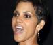 Halle Berry assiste à la 44e cérémonie des NAACP Image Awards au Shrine Auditorium. Los Angeles. Le 1er février 2013.