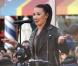 Demi Lovato chante à l'ouverture du magasin Topshop à The Grove à Los Angeles. Le 14 février 2013.