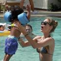 Doutzen Kroes : Baignades, câlins, une maman sculpturale avec son adorable fils