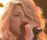 The Voice US : Shakira, Usher et Adam Levine mettent le feu sur Come Together