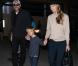 Kevin Costner à l'aéroport de Los Angeles en famille le 26 février 2013