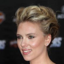 Scarlett Johansson lors de la première d'Avengers le 11 avril 2012.