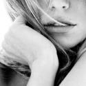 Abbey Clancy : La sublime WAG de Peter Crouch pose nue et dévoile ses courbes