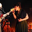 Festival Chorus : Camélia Jordana croise Axel Bauer et un ami sur scène