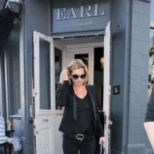 Kate Moss à la sortie du bar The Earl of Portobello. Londres, le 25 avril 2013.