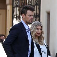 Exclu - Fergie, enceinte et Josh Duhamel sortent de chez eux pour se rendre à l'événement <em>Giorgio Armani Paris Photo</em> à Los Angeles, le 25 avril 2013.