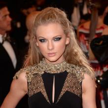 Taylor Swift lors de la soirée du MET Ball, au Metropolitan Museum of Art, à New York, le 6 mai 2013.
