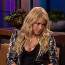 Shakira était l'invitée de Jay Leno et de son Tonight Show sur NBC le 9 mai 2013