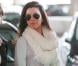 Eva Longoria : Arrivée en grande pompe à Paris, elle salue son ami Nikos Aliagas