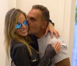 Christian Audigier, acteur : Chouchouté par sa fiancée Nathalie après la bagarre