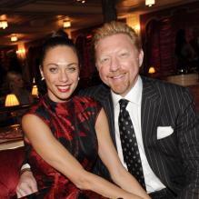 Boris Becker et sa sublime Lilly Kerssenberg lors de la remise des prix "Die Goldene Deutschland" à Hambourg le 12 mai 2013 sur le bateau MS Deutshland