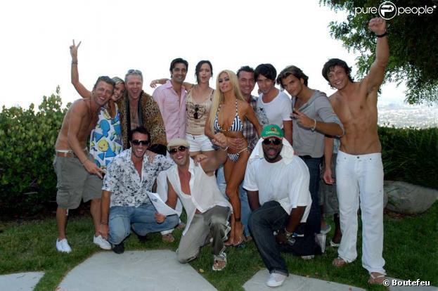 Photo de famille de West Hollywood, avec notamment Romain Chavent (2e à p. de la gauche)