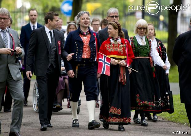 CASA REAL DE NORUEGA - Página 59 1128817-hh-princess-martha-louise-and-husband-620x0-1