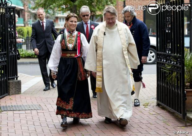 CASA REAL DE NORUEGA - Página 59 1128818-hh-princess-martha-louise-attending-the-620x0-1