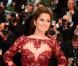 La chanteuse Cheryl Cole, en Zuhair Murad, à la montée des marches du film Jimmy P. (Psychothérapie d'un Indien des Plaines), au 66e Festival de Cannes, le 18 mai 2013.