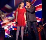 The Voice 2 : Patrick Bruel monte sur scène avec Louane, son coup de coeur !