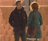 Exclusif - Ryan Gosling face à Christina Hendricks sur le plateau de tournage du film How to catch a monster, à Détroit, en mai 2013.