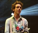 Mika fait danser la foule, Bertrand Delanoë et Jack Lang au concert pour tous