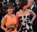 Victoria Abril et Kristin Scott Thomas posent ensemble à la montée des marches du film The Immigrant au Palais des Festivals à Cannes, le 24 mai 2013.