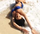 Sara Sampaio, sosie d'Adriana Lima : Déesse au corps de rêve pour Calzedonia