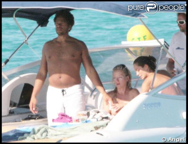 Gary Dourdan prend du bon temps...