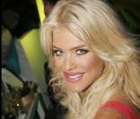 Victoria Silvstedt aux 40 ans du Byblos à St Tropez, le 24/07/08