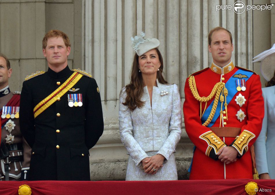 CASA REAL BRITÁNICA - Página 65 1507015-prince-harry-the-duchess-of-cambridge-950x0-1