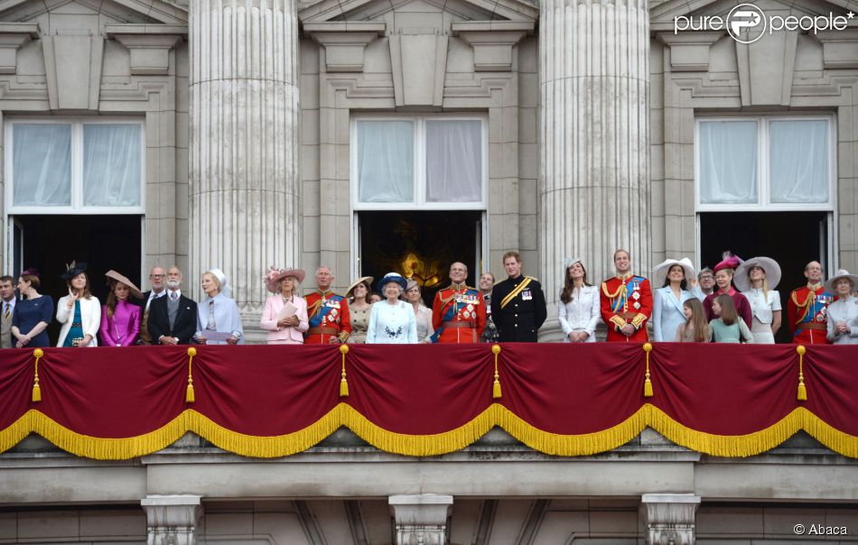 CASA REAL BRITÁNICA - Página 65 1507018-hm-the-queen-the-duke-of-edinburgh-950x0-1