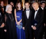 Carla et Nicolas Sarkozy entourés d'Elie Wiesel et de sa femme Marion