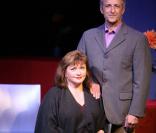 Catherine Jacob et Christian Charmetant dans Célibataires