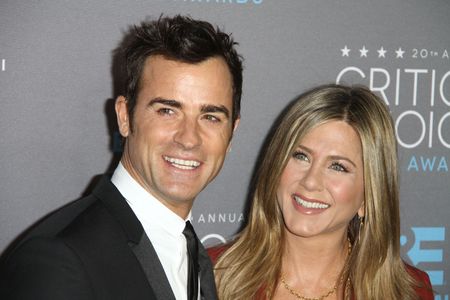 rencontre jennifer aniston et brad pitt