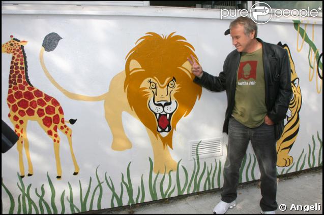 Yves Rénier au refuge de Gennevilliers