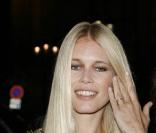 Défilé Yves Saint Laurent : Claudia Schiffer