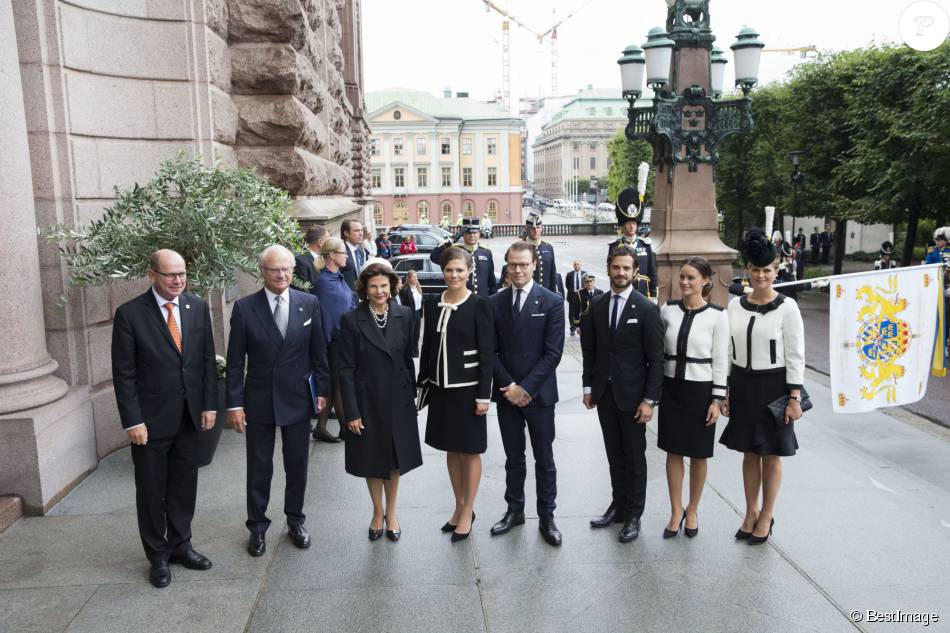 CASA REAL DE SUECIA - Página 69 1935275-le-roi-carl-xvi-gustaf-de-suede-la-950x0-2