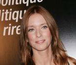 Léa Drucker très sexy à l'avant-première de Coluche, le 6/10/08