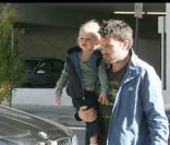Ben Affleck et Violet, le 10/10/08