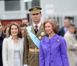 Letizia, Felipe et la Reine Sofia à la fête nationale espagnole, le 12/10/08