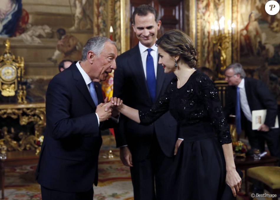 AGENDA DE SM. REYES FELIPE y LETIZIA  - Página 36 2142301-le-roi-felipe-vi-et-la-reine-letizia-d-e-950x0-2