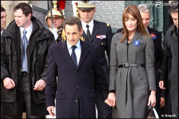 Nicolas et Carla Sarkozy, toujours main dans la main..