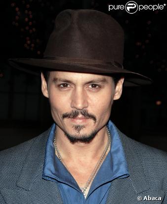 Johnny Depp fait passer sa famille avant tout