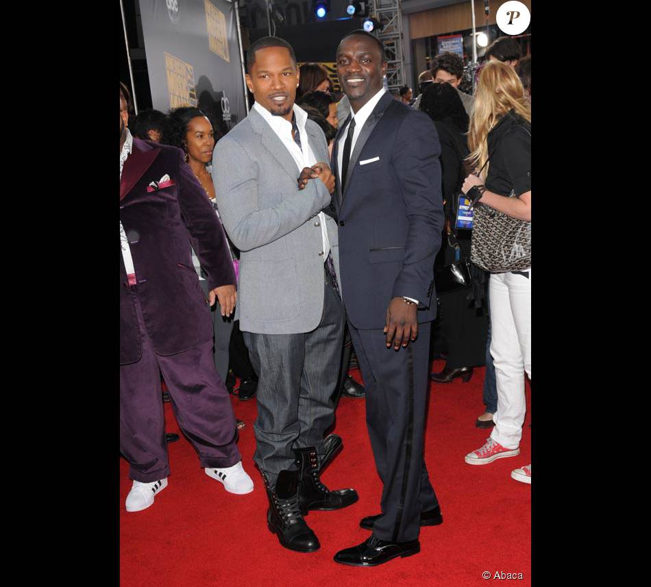 ¿Cuánto mide Akon? - Real height 143200-american-music-awards-2008-akon-et-950x0-1