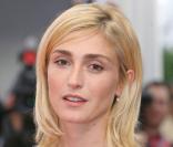 Julie Gayet: la nouvelle égérie de Benjamin Biolay