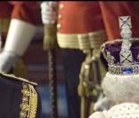 Elizabeth II et son époux le prince Philip célèbrent l'ouverture du Parlement