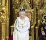 Elizabeth II et son époux le prince Philip célèbrent l'ouverture du Parlement